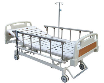 Κινητό παρεμποδισμένο ηλεκτρικό νοσοκομειακό κρεβάτι με το μακρινό έλεγχο μικροτηλεφώνων