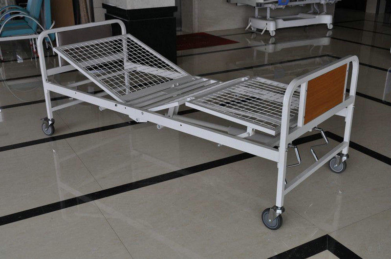 Για πολλές χρήσεις παρεμποδισμένο χειρωνακτικό νοσοκομειακό κρεβάτι με Mesh-Wire το στρώμα