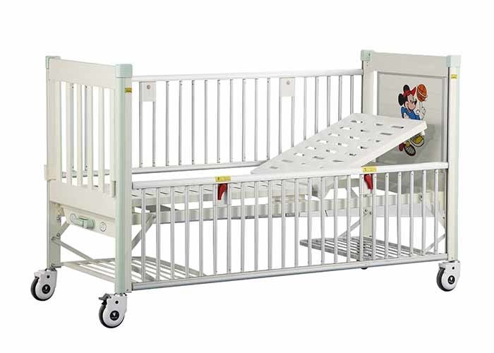Παιδιατρικά νοσοκομειακά κρεβάτια χάλυβα με τα πλευρικά κιγκλιδώματα κραμάτων αργιλίου στο πλήρες μήκος