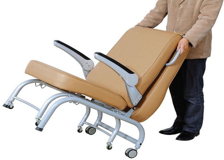 Ιατρικές έδρα κοιμώμεών ξαπλώματος/αναπηρική καρέκλα εδρών της Geri για το πρόσωπο προσοχής